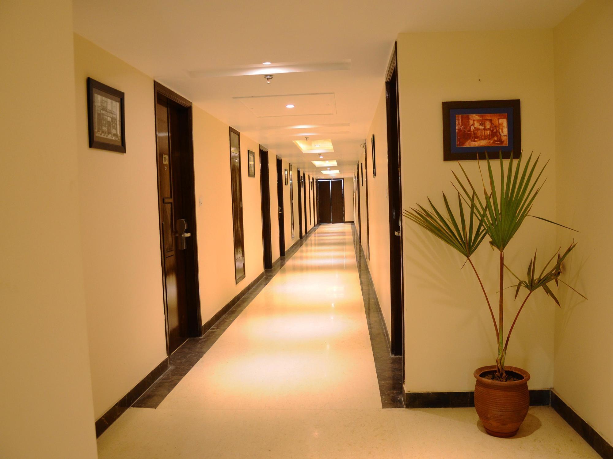 Country Inn Amritsar Exterior photo